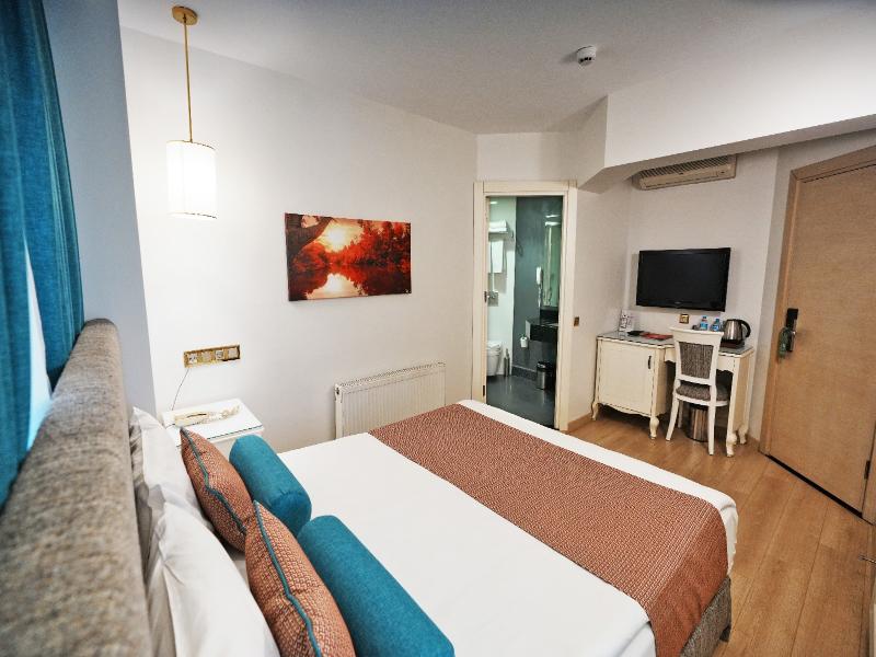 Taximtown Hotel image