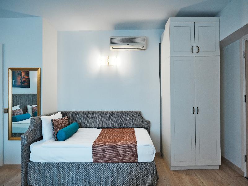 Taximtown Hotel image