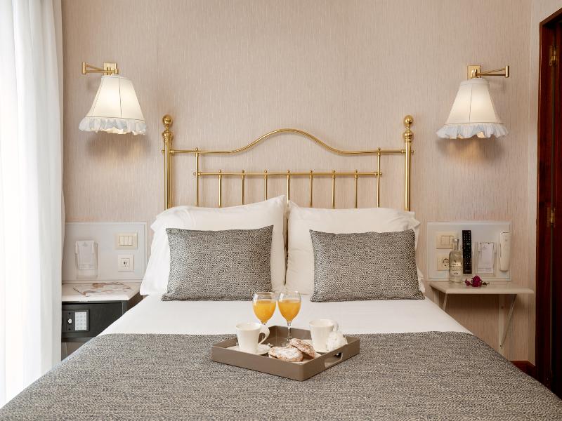 Continental Barcelona Hotel image