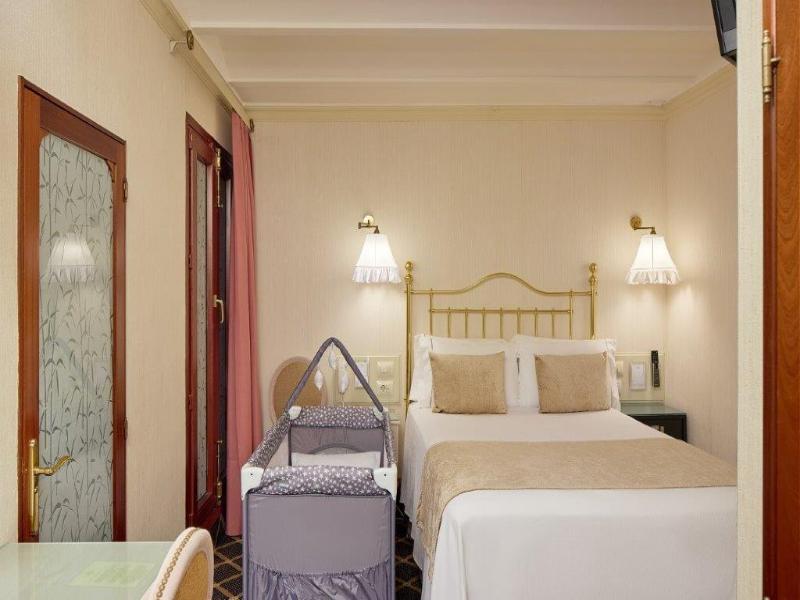 Continental Barcelona Hotel image