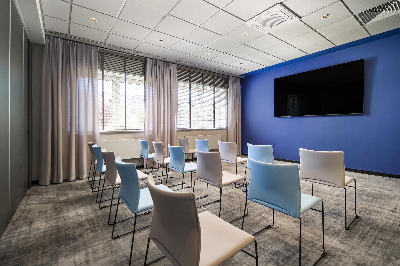 DeSilva Inn Katowice Airport image