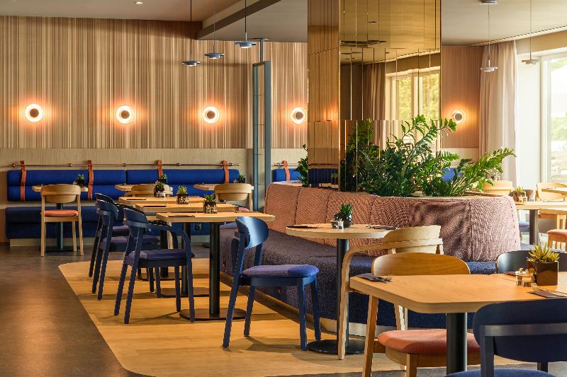 DeSilva Inn Katowice Airport image
