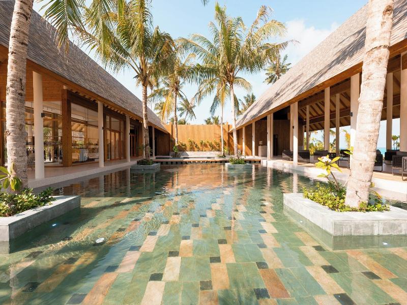 Banyan Tree Madivaru image