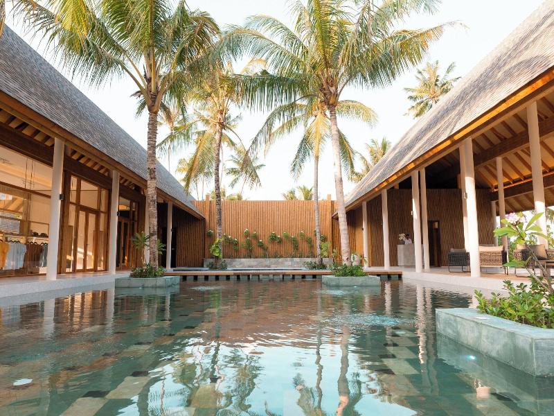 Banyan Tree Madivaru image