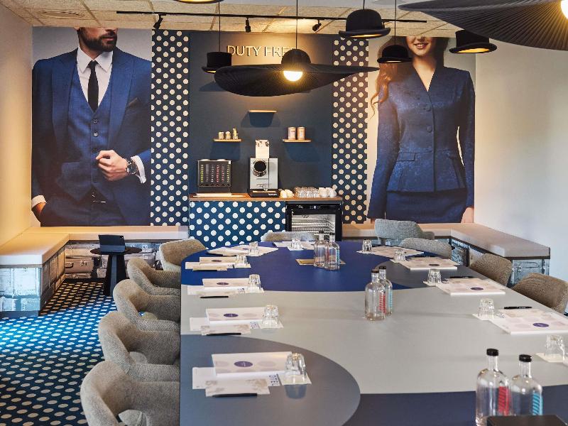 Novotel Valence Sud image
