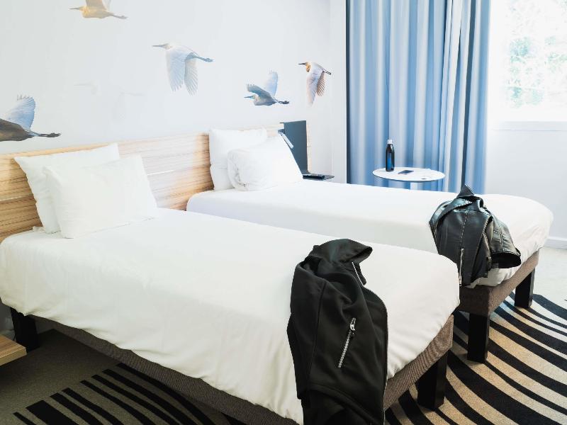 Novotel Valence Sud image