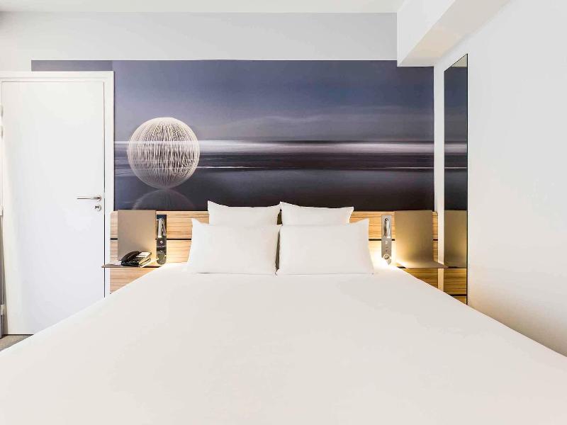 Novotel Resort & Spa Biarritz Anglet image