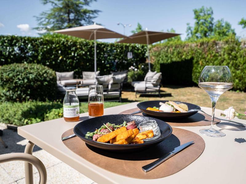 Mercure Compiegne Sud image