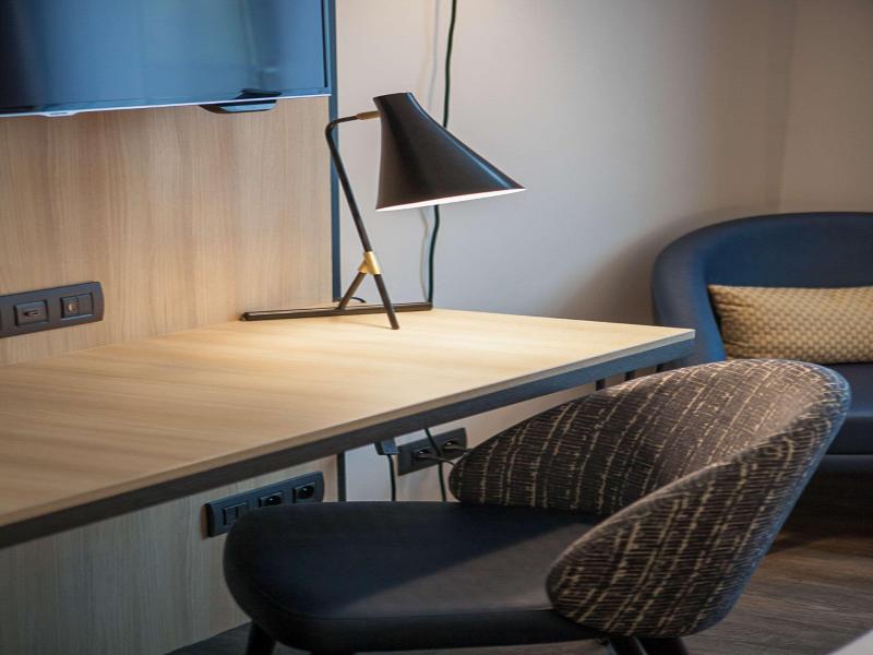 Best Western Plus Opera Batignolles image