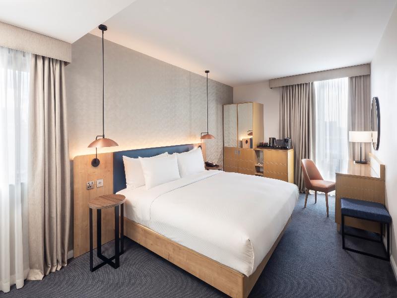 Hilton Garden Inn Birmingham Brindleyplace image