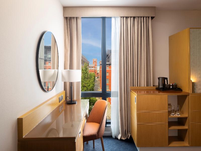 Hilton Garden Inn Birmingham Brindleyplace image