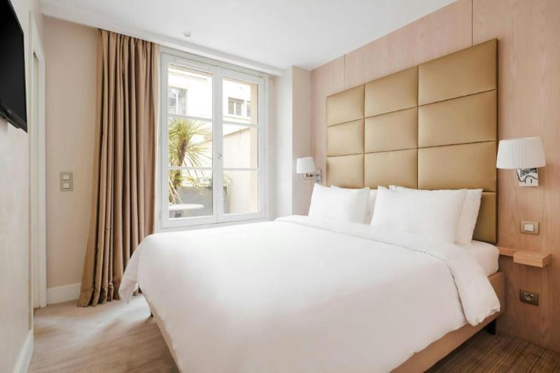 Edmond Hotel Parc Monceau image