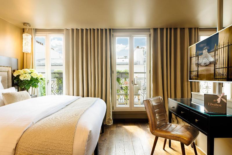 Stay in style at B Montmartre