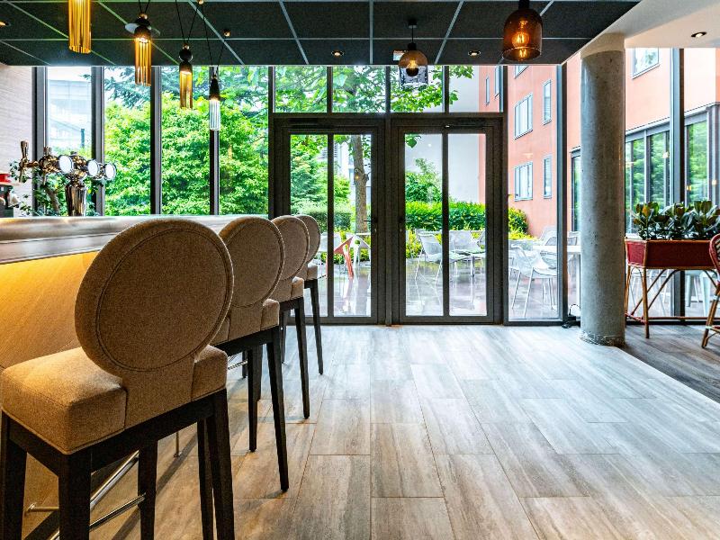 Novotel Suites Reims Centre image