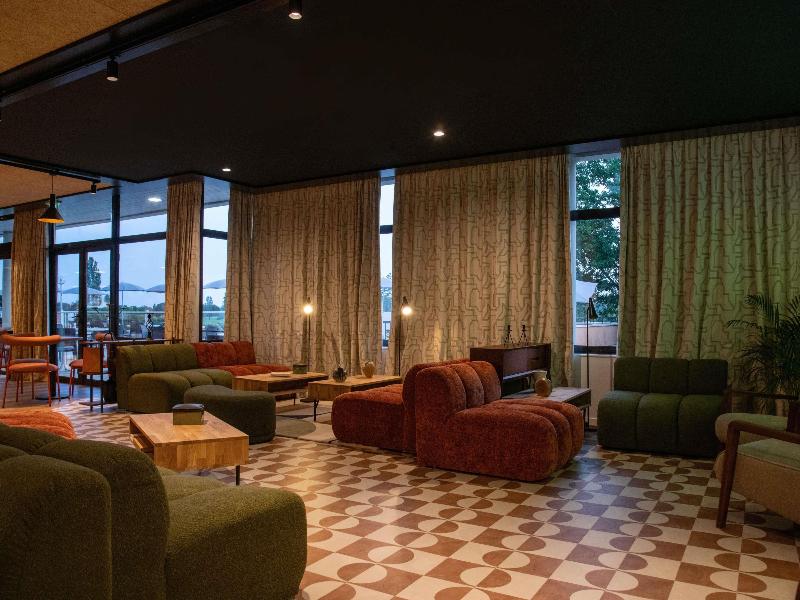 Mercure Toulouse Airport Golf De Seilh Hotel image