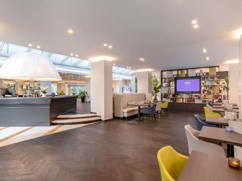 Mercure Roma West image