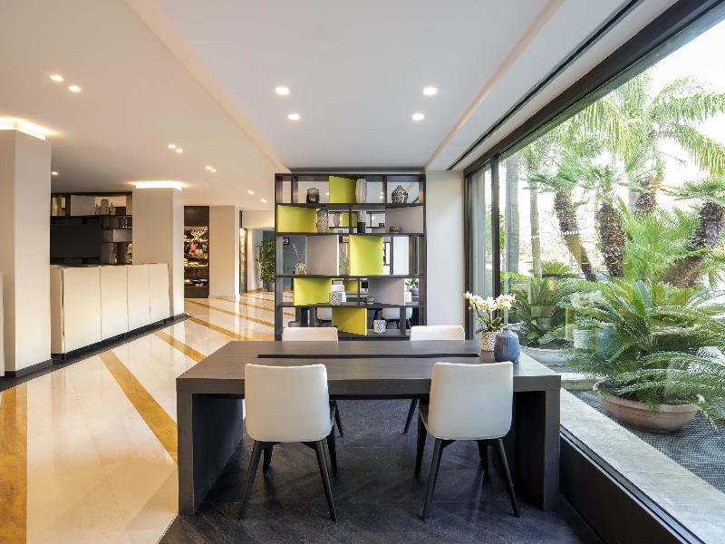 Mercure Roma West image