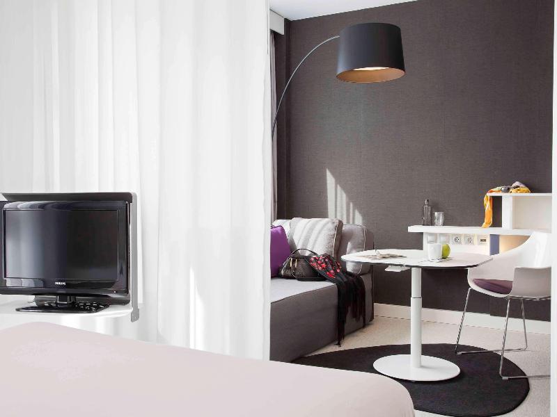 Novotel Suites Malaga Centro image