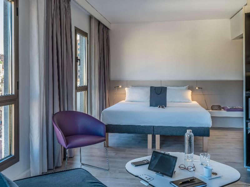 Novotel Suites Malaga Centro image