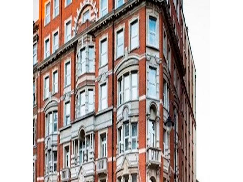 London Bloomsbury Square Hotel by IHG