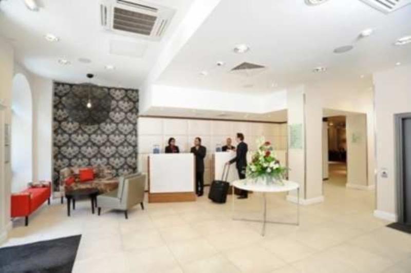 London Bloomsbury Square Hotel by IHG image