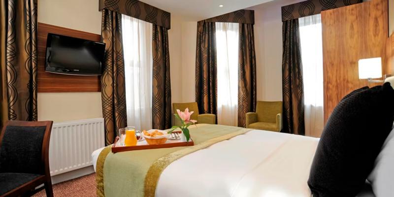 London Bloomsbury Square Hotel by IHG image