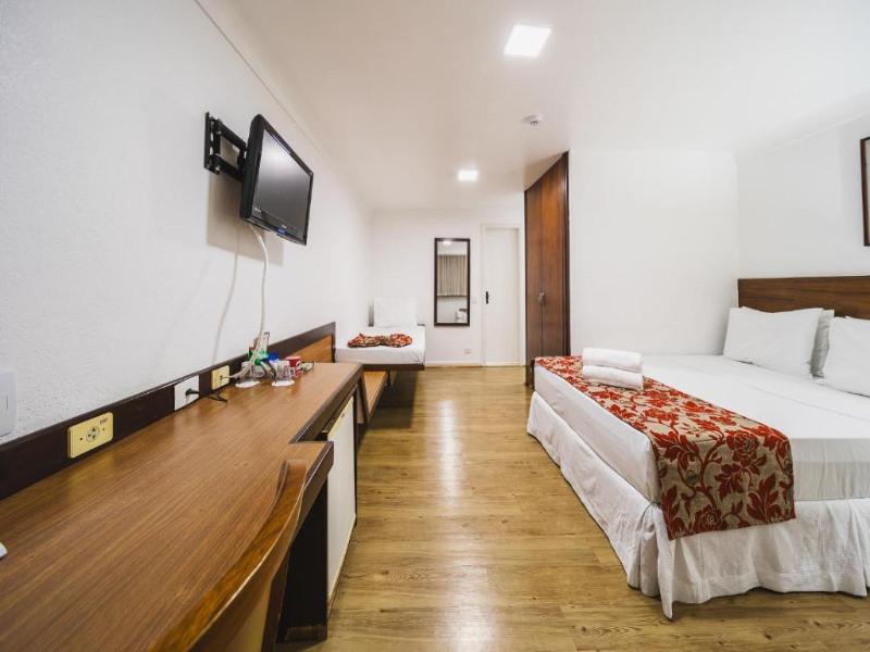 Hotel Dan Inn Curitiba Centro by Nacional Inn image