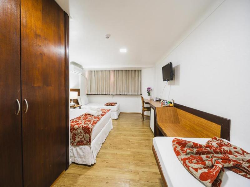 Hotel Dan Inn Curitiba Centro by Nacional Inn image