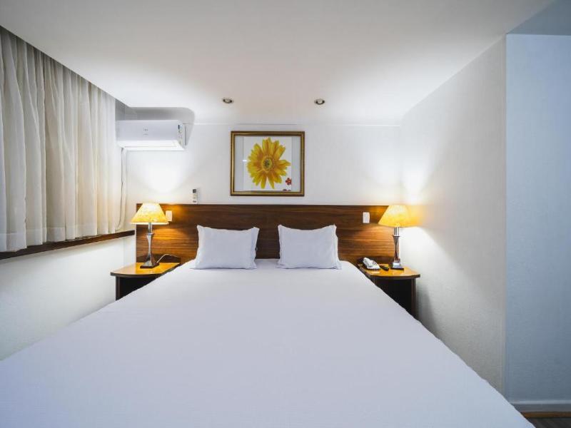 Hotel Dan Inn Curitiba Centro by Nacional Inn image