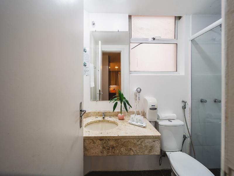 Hotel Dan Inn Curitiba Centro by Nacional Inn image