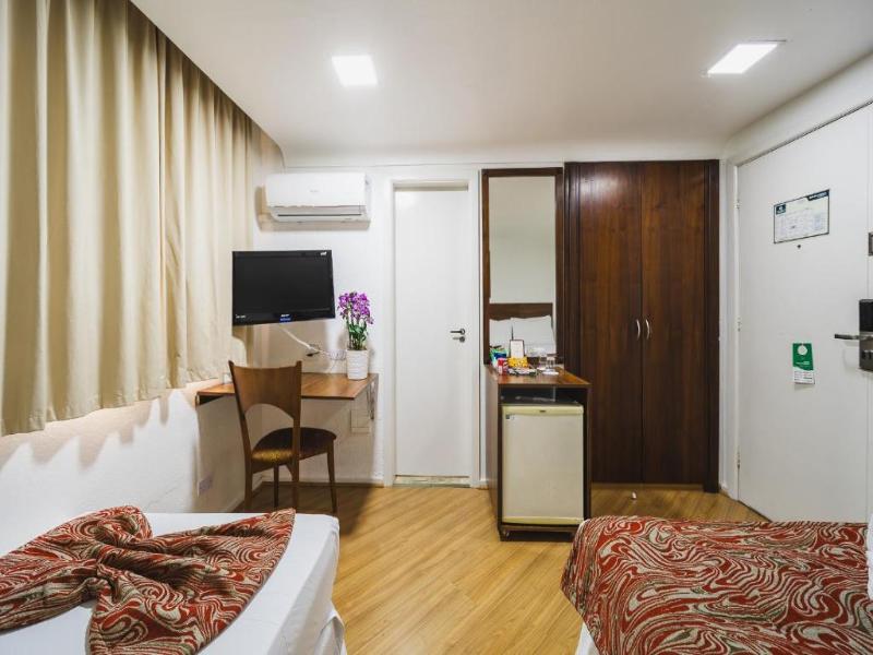 Hotel Dan Inn Curitiba Centro by Nacional Inn image