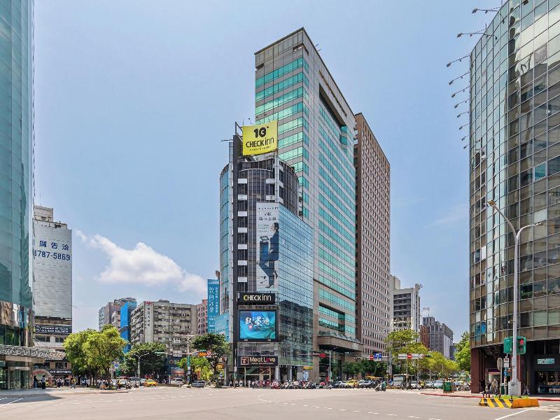 CHECK Inn Taipei Xinyi image