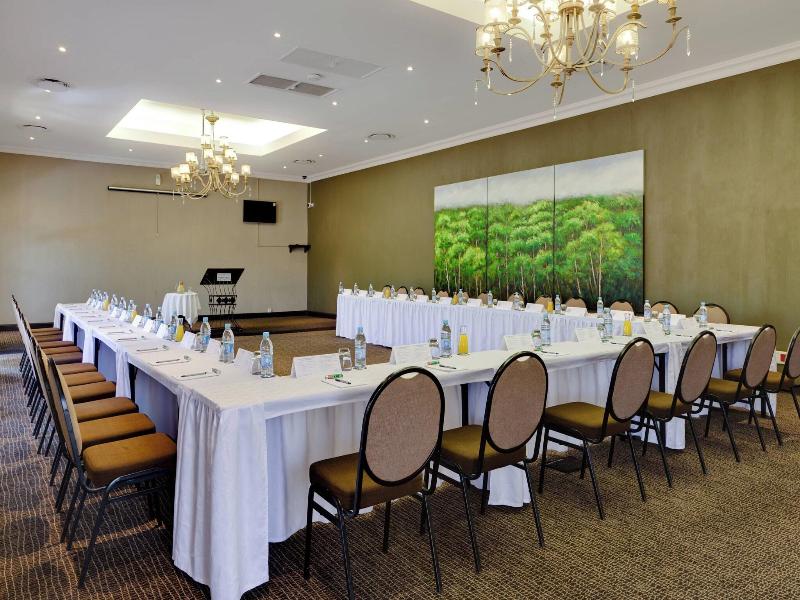 Protea Hotel Bloemfontein Willow Lake image