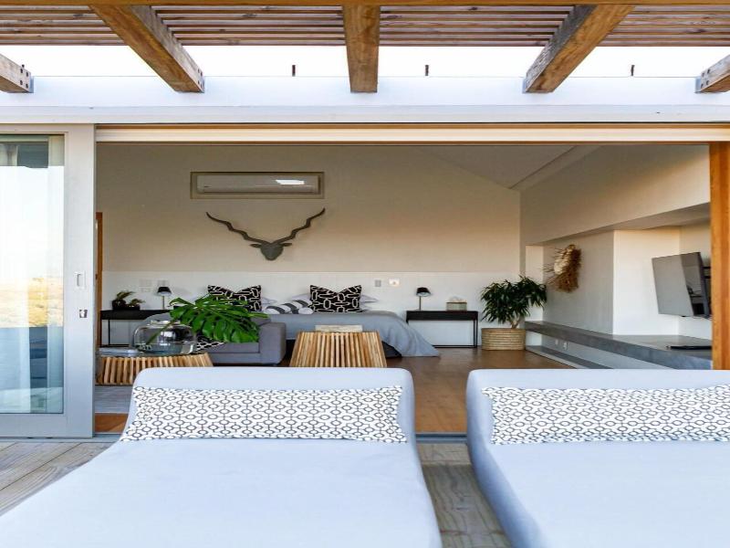 Strandloper Ocean Lodge