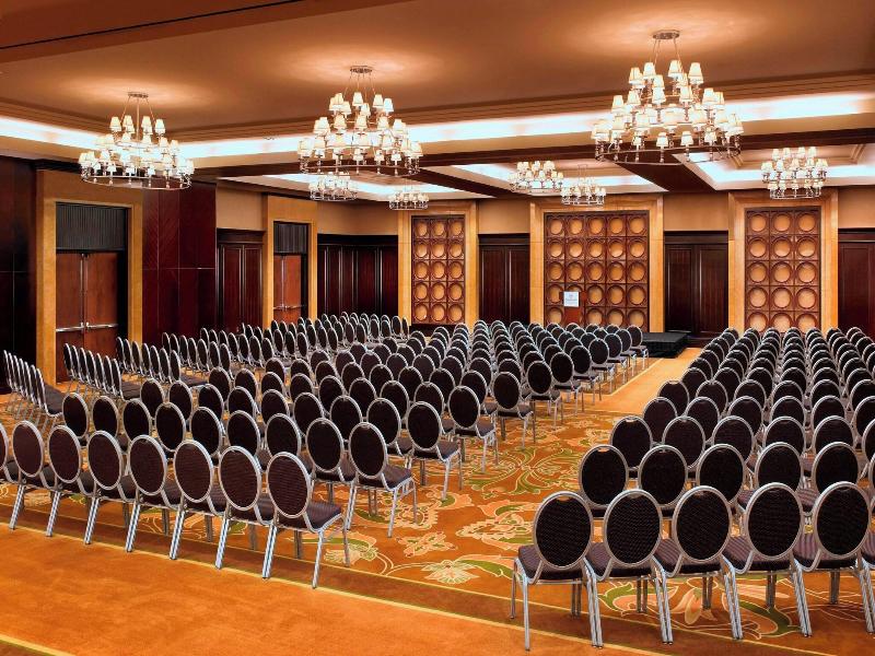 Sheraton Garden Grove Anaheim South image