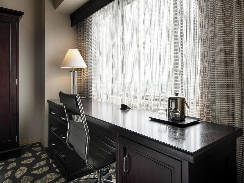 Sheraton Garden Grove Anaheim South image