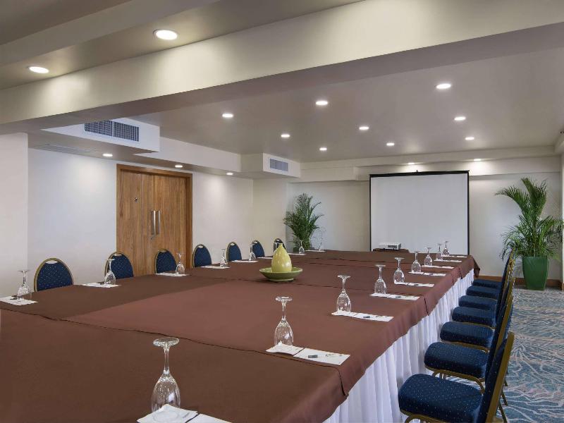Radisson Santo Domingo image