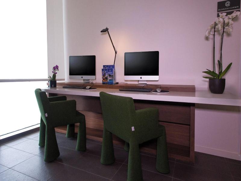 Courtyard By Marriott Montpellier image