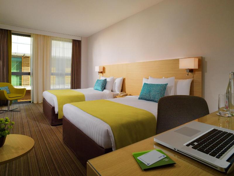 Courtyard By Marriott Montpellier image