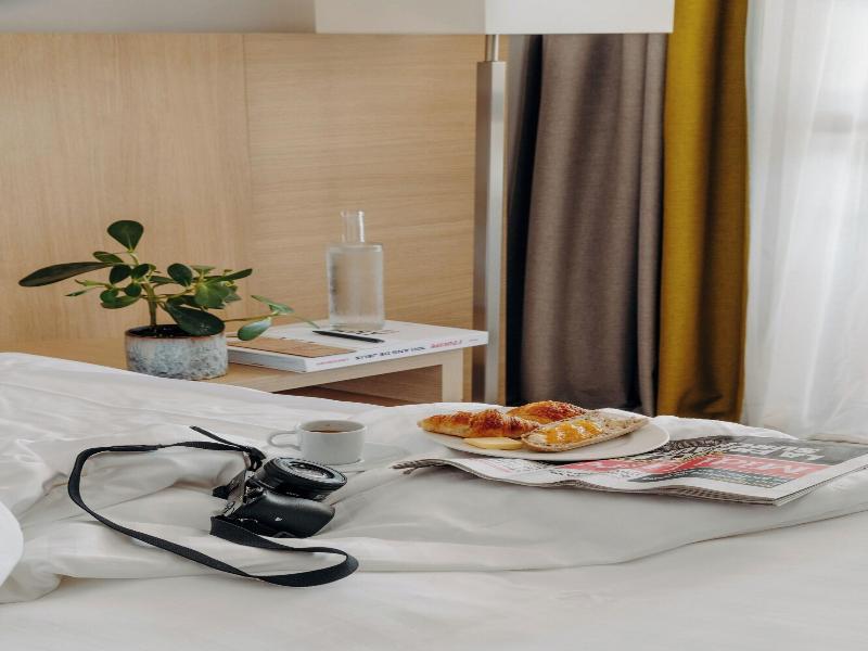 Courtyard By Marriott Montpellier image
