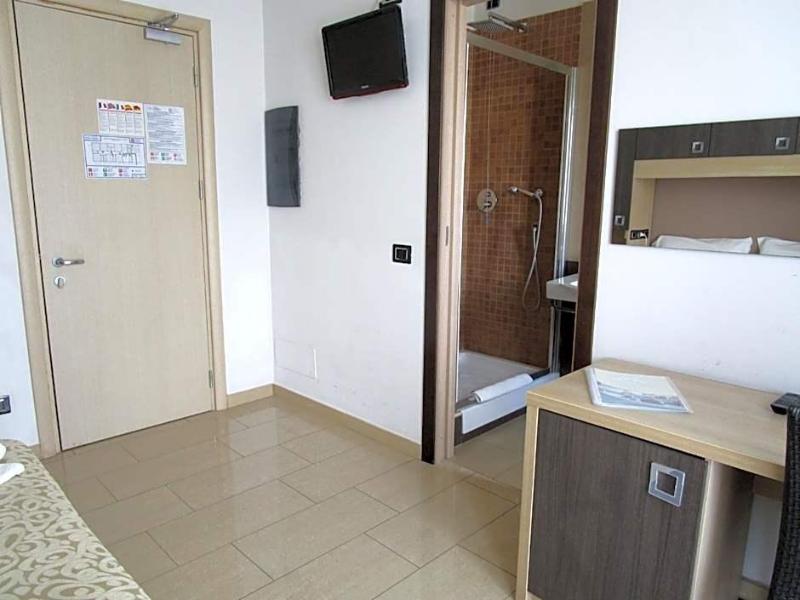 Hotel Nelton image