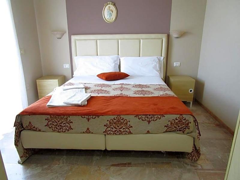 Hotel Nelton image