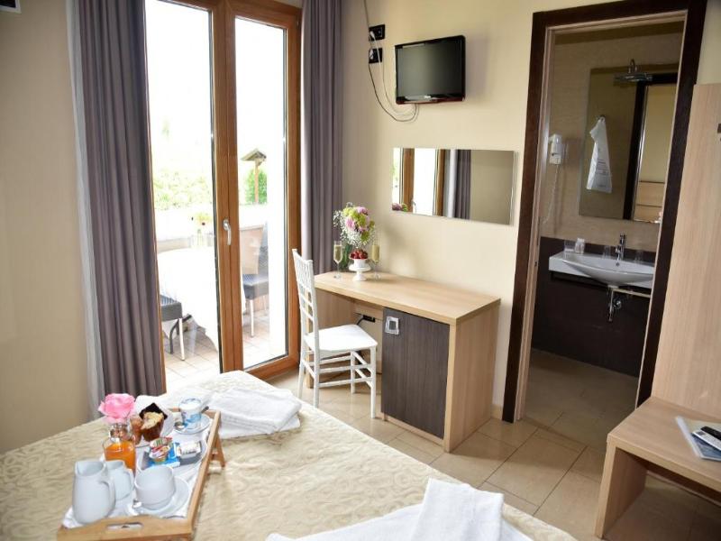 Hotel Nelton image