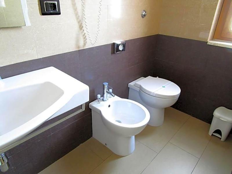 Hotel Nelton image