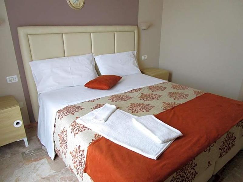 Hotel Nelton image