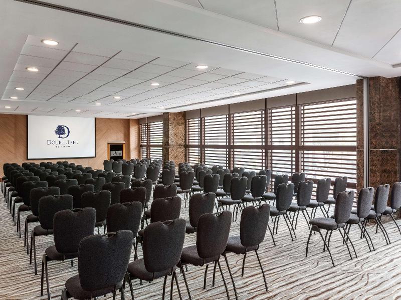 DoubleTree by Hilton Lima Miraflores El Pardo image