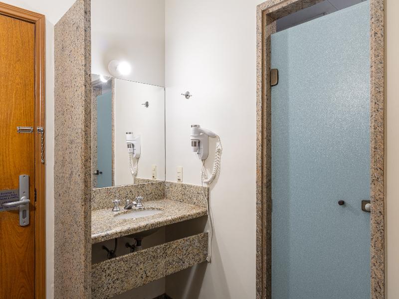 Hotel Dan Inn Uberaba & Convenções By Nacional Inn image