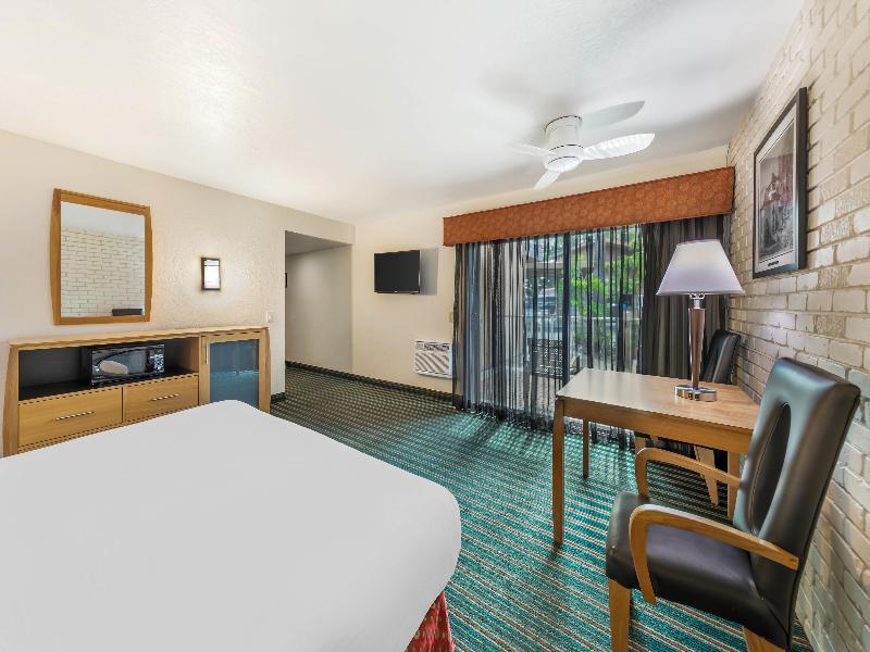 Best Western Pine Tree Motel image