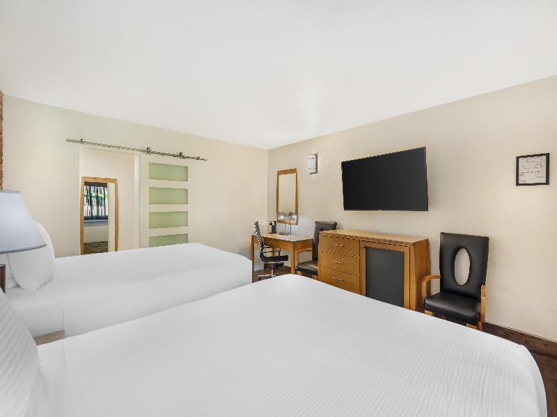 Best Western Pine Tree Motel image