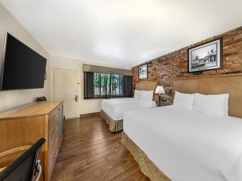 Best Western Pine Tree Motel image